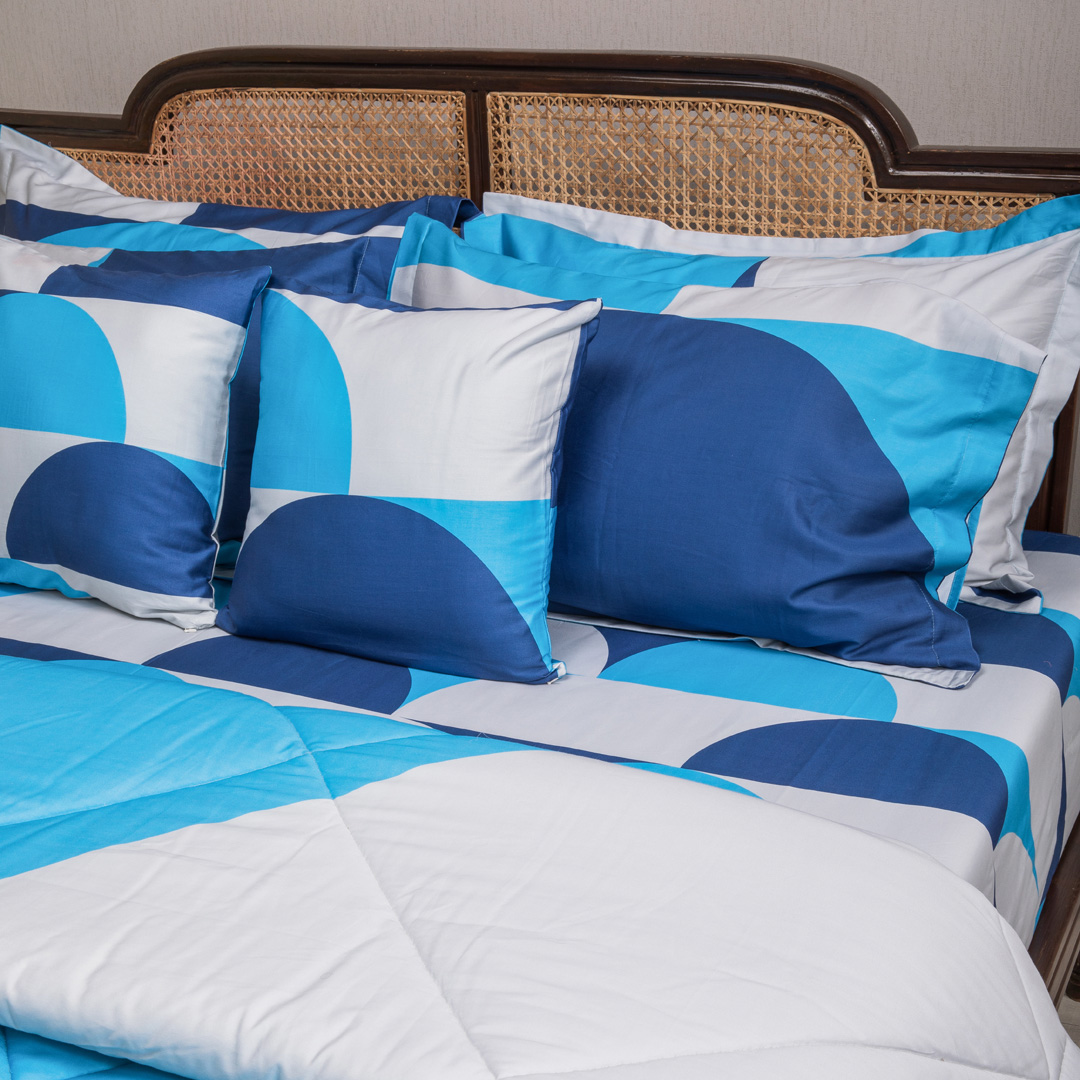 Dots_Karan_Blue_DOECSEBL2Q0341_2