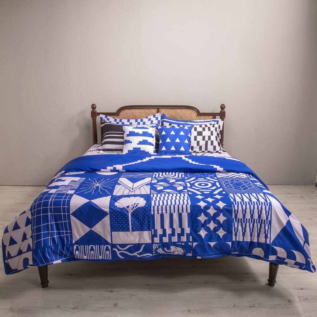 Surreal_Anirudh_Blue_SUDSSEBL2D0416_1