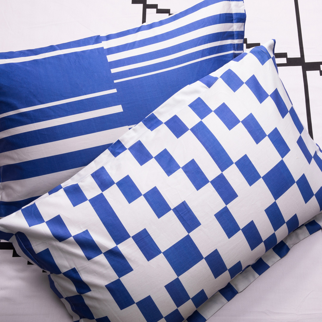 Surreal_Anirudh_Blue_SUDSSEBL2Q0350_5