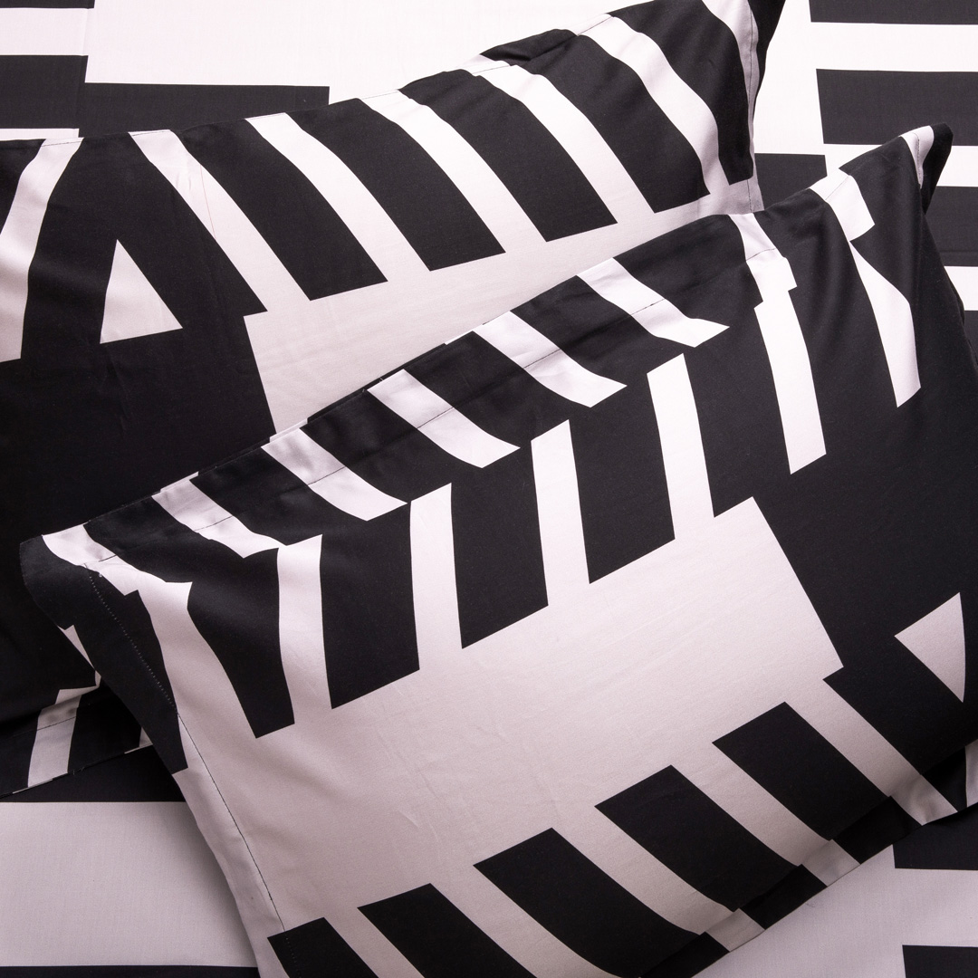 Surreal_Anirudh_XL_SUDSBSXL2N0065_5