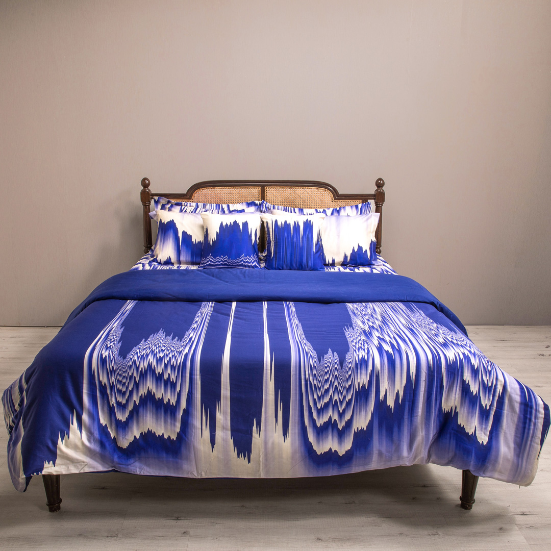 Surreal_Sanchit_Blue_SUDFSEBL2D0410_1