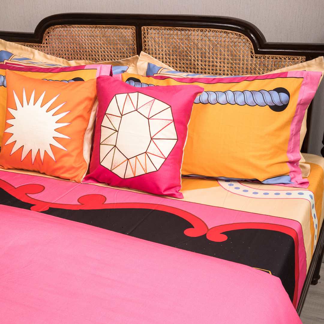 Surreal_Shweta20Sharma_Orange_SUMTSEOR2D0413_2