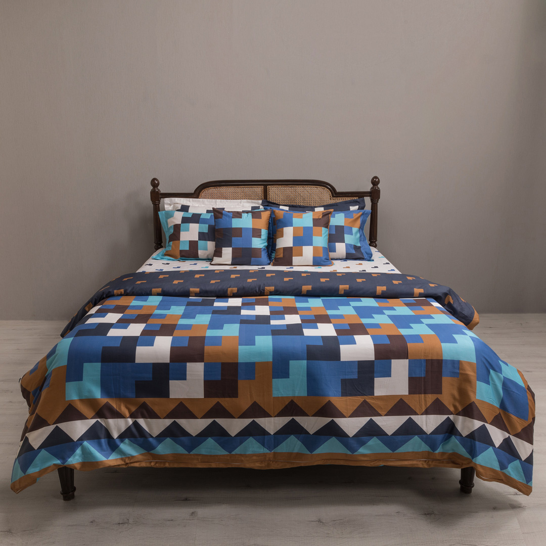 Utopia_Praveen_Blue_UTCHSEBL2D0397_1